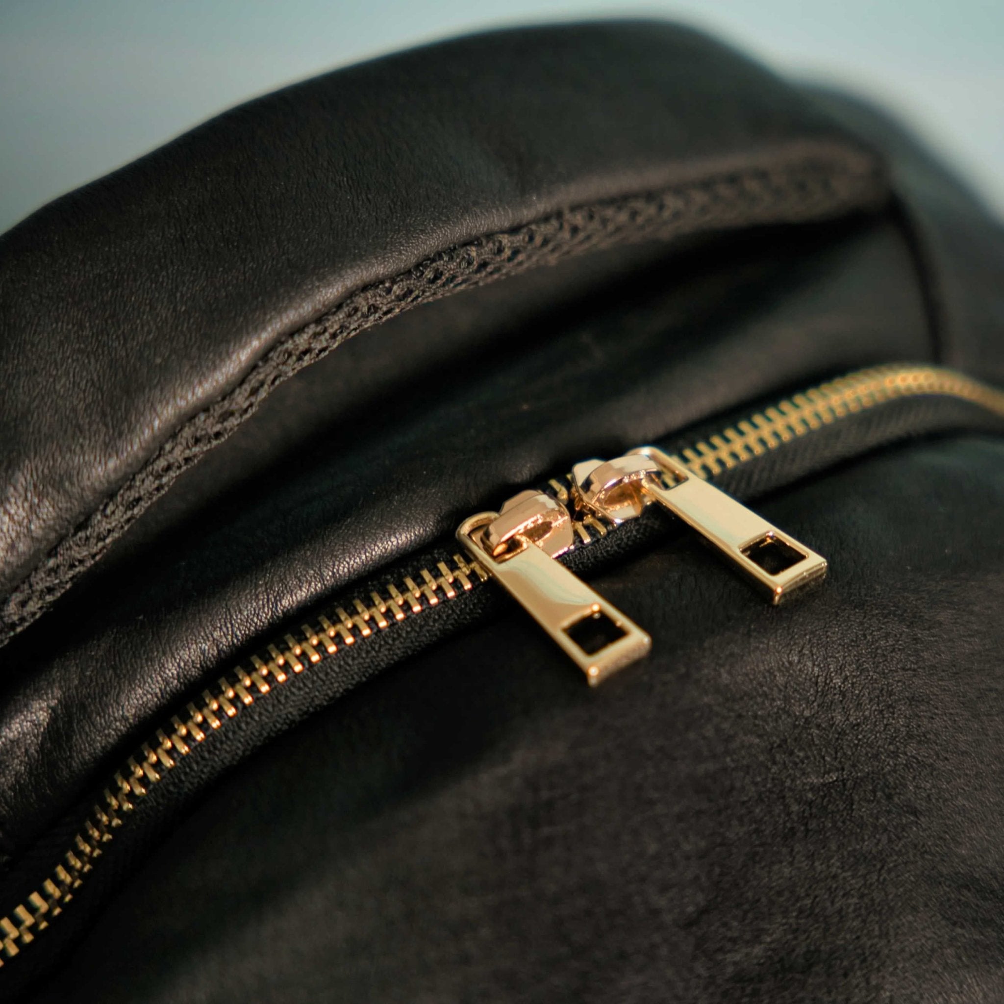 Black Leather Commuter Bag - Wize - Z