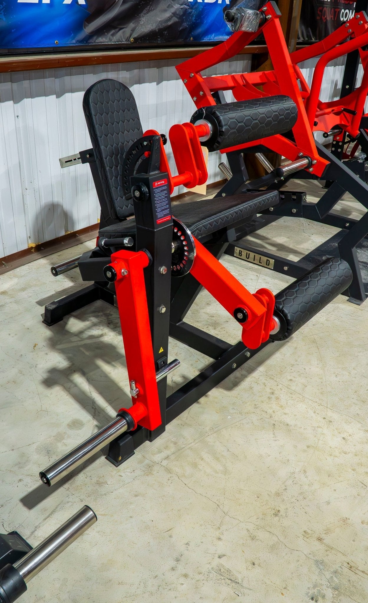 BUILD Seated Leg Extension / Leg Curl (New) - Wize - Z