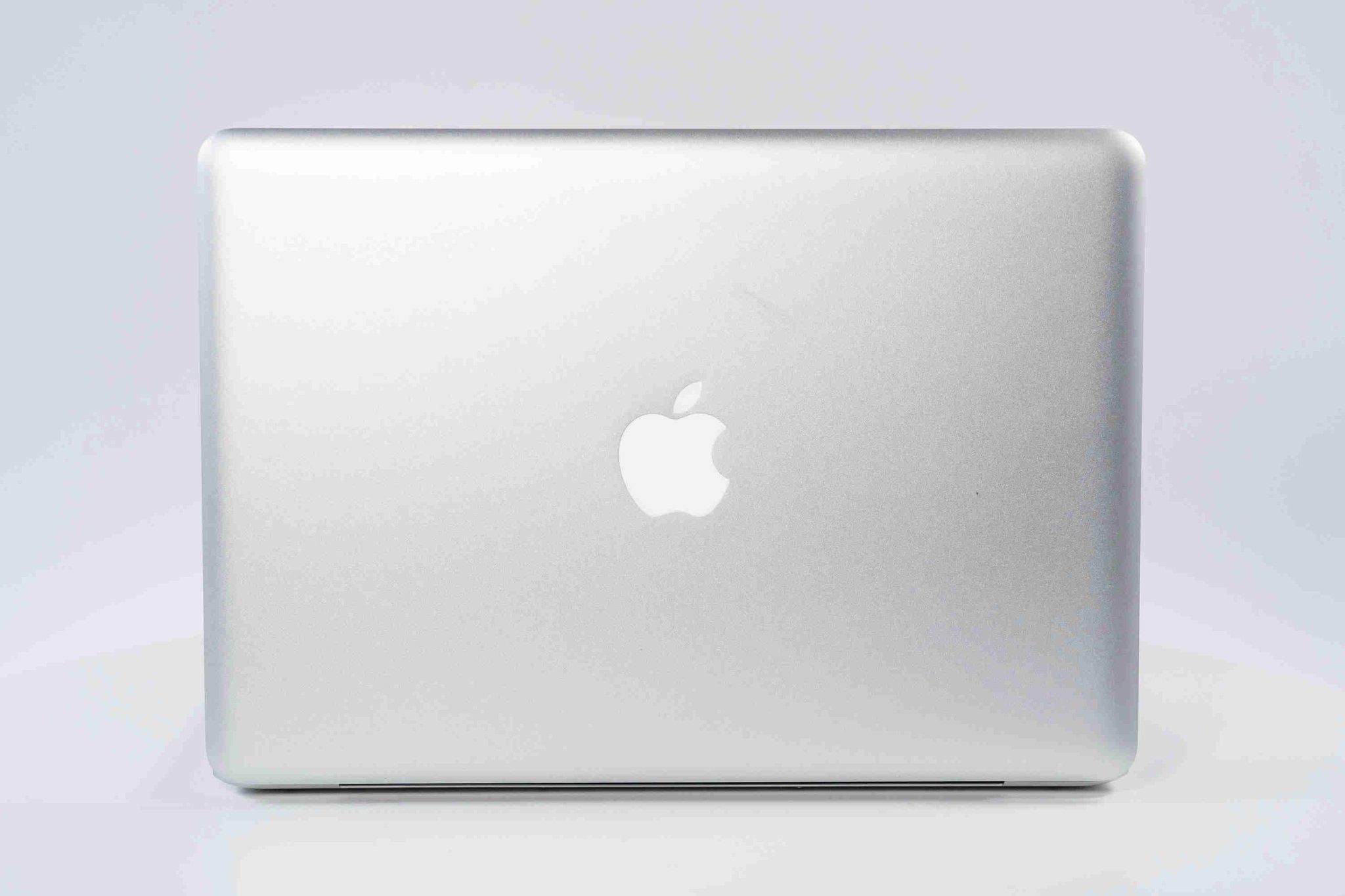 Apple MacBook Pro (15 - inch Early 2013) 2.7 GHz I7 - 3740QM 8GB RAM 1TB SSD (Silver) - Wize - Z